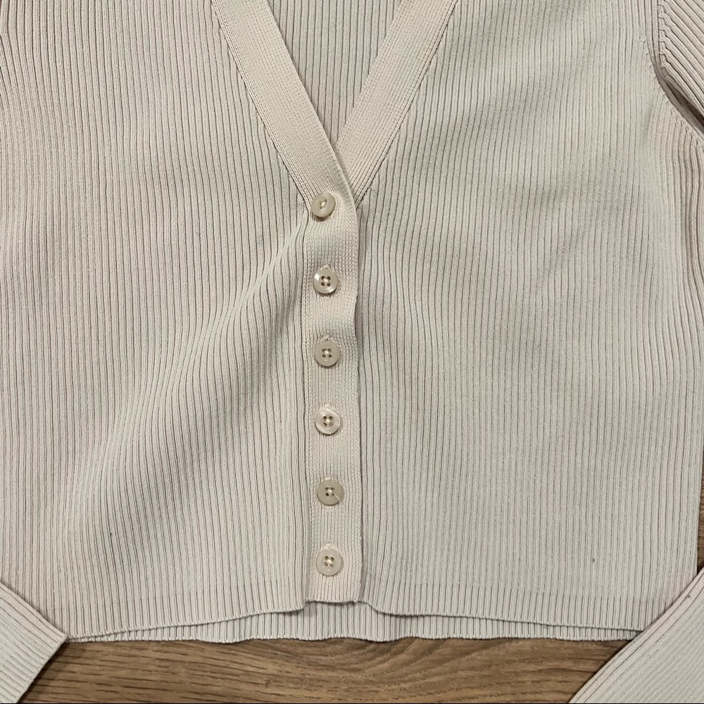 Zara Ribbed Cardigan - Picture 2 of 4